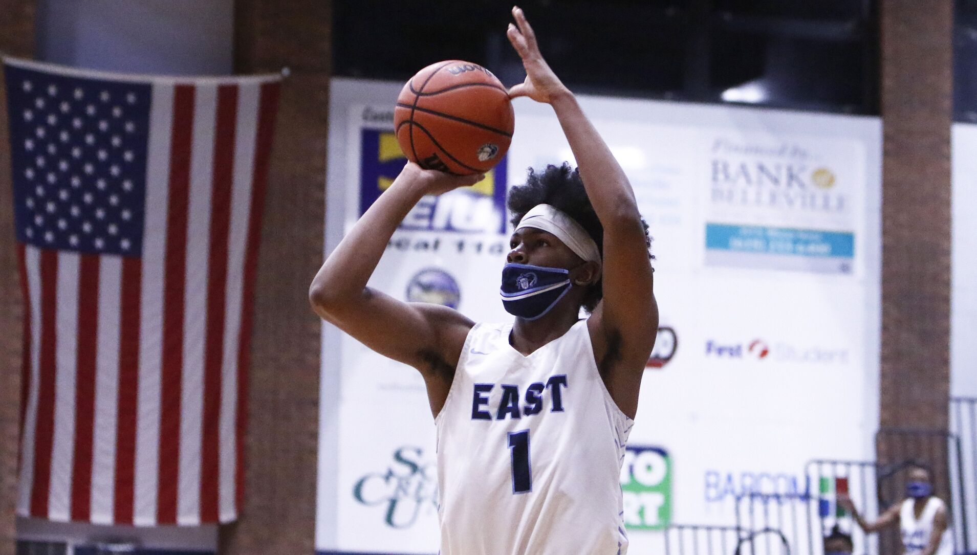 Belleville East vs. Belleville West boys basketball